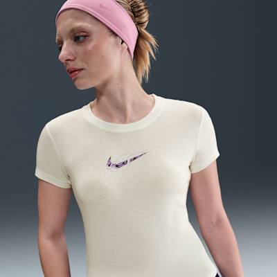 【NIKE】★SLIMFIT CROPPED TSHIRT★クロップドT★【送料無料】 NIKE】☆SLIMFIT CROPPED TSHIRT☆クロップドT☆【送料無料